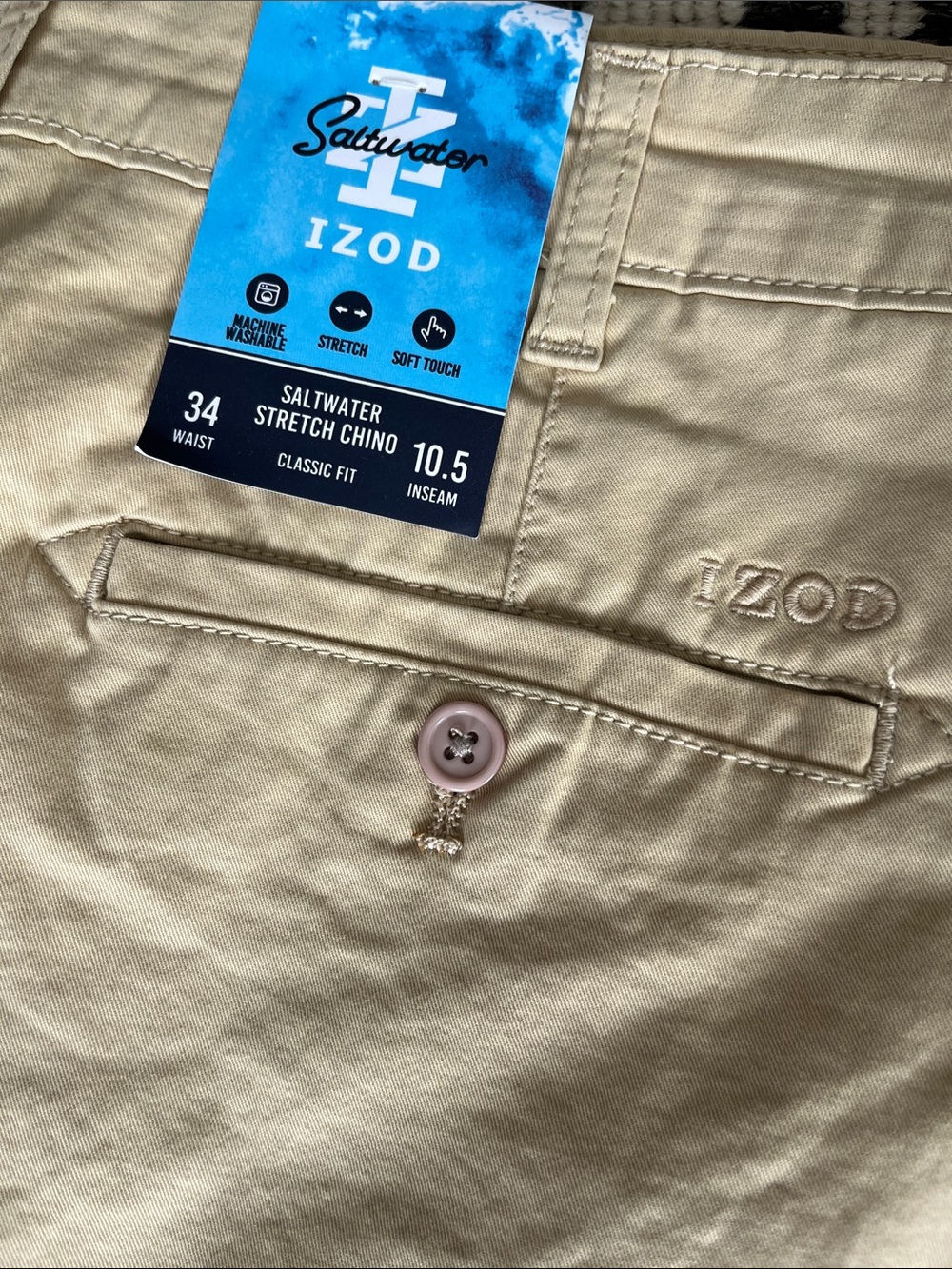 Izod Saltwater Men’s Classic Flat Front Chino Shorts in Tan {Size 34}